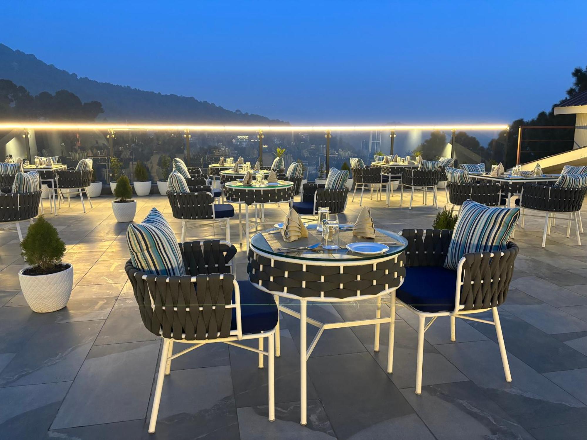 Arnisa Kasauli - A Boutique Hotel エクステリア 写真