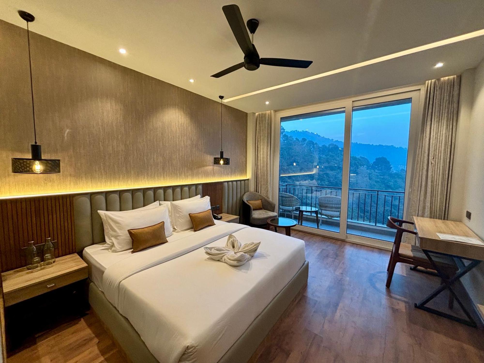 Arnisa Kasauli - A Boutique Hotel エクステリア 写真