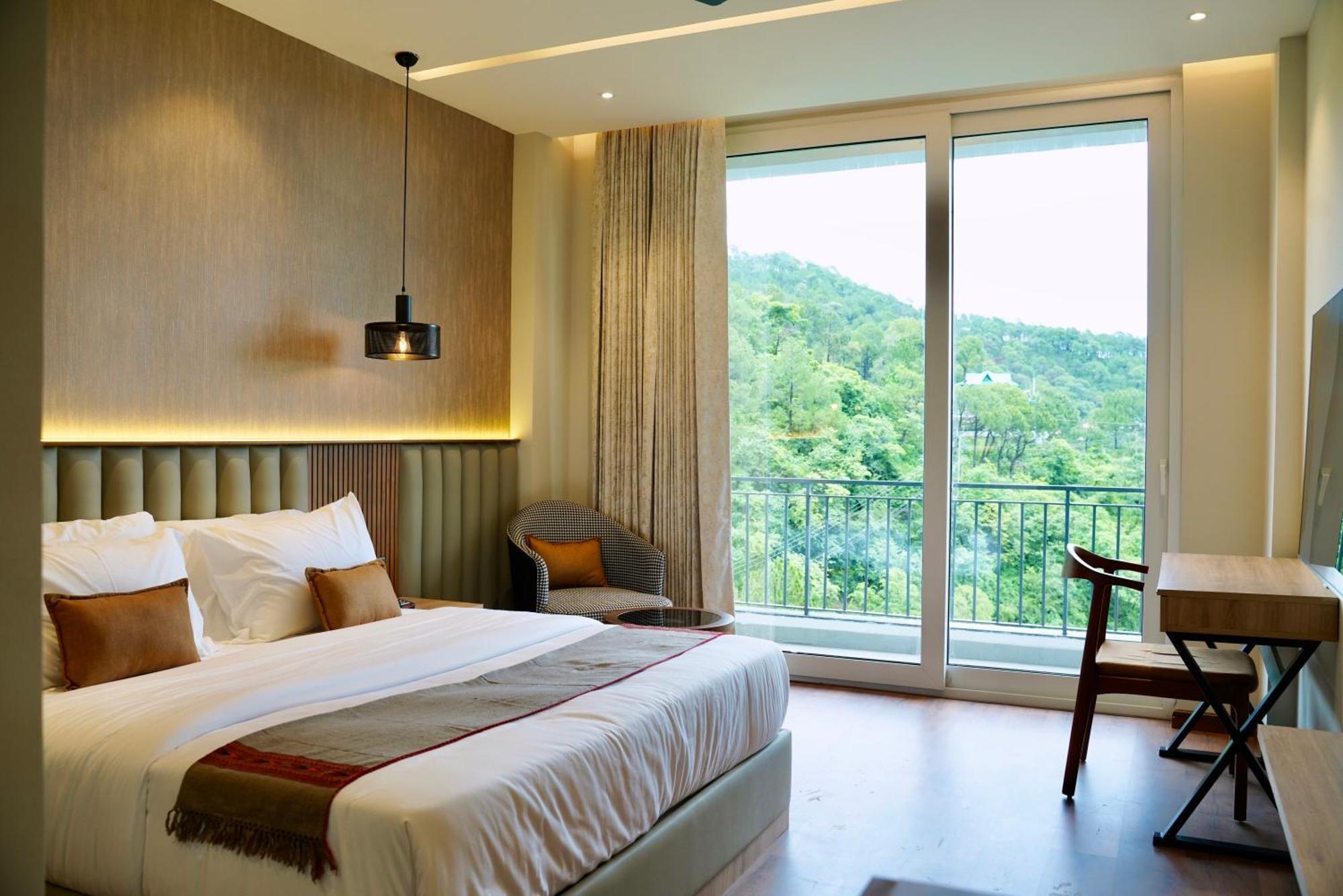 Arnisa Kasauli - A Boutique Hotel エクステリア 写真